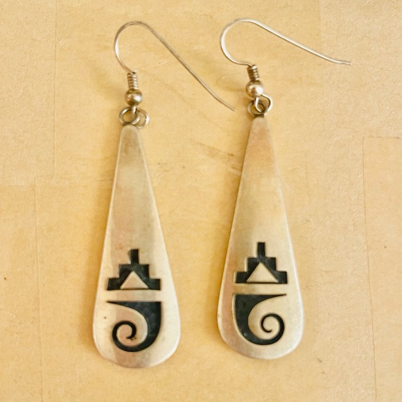 Jewelry - VTG Native American Hopi Sterling Silver Dangle Earrings